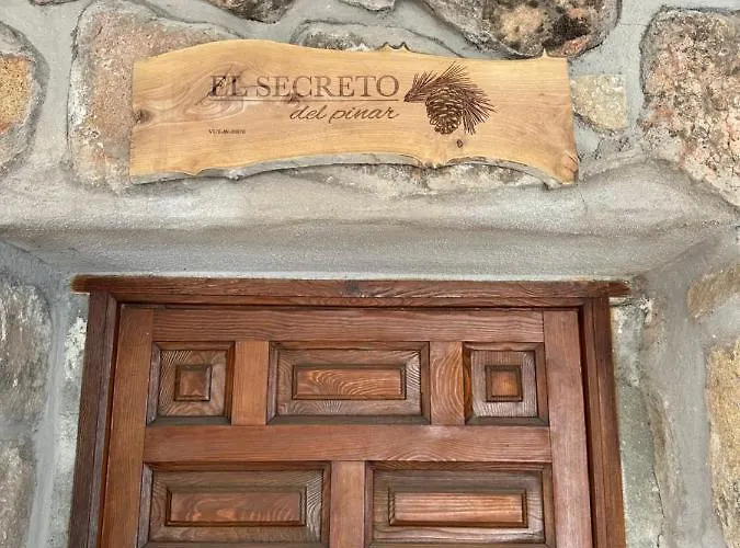 El Secreto Del Pinar * El Hoyo de Pinares